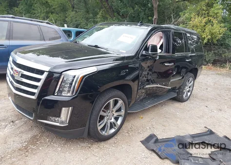 2020 Cadillac Escalade 4Wd z USA, uszkodzony, nr VIN 1GYS4AKJ4LR169974